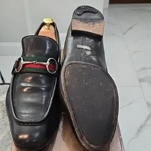 Gucci | Shoes | Gucci Mens Leather Loafers With Red And  display picture 1